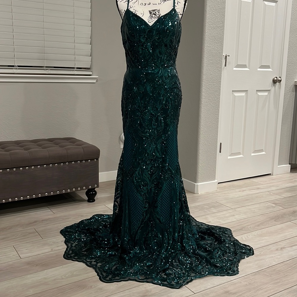 Bicici and Coty emerald green mermaid dress. Size M.